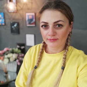 Elena 